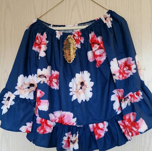 Tops - Boho Ruffled Floral Top